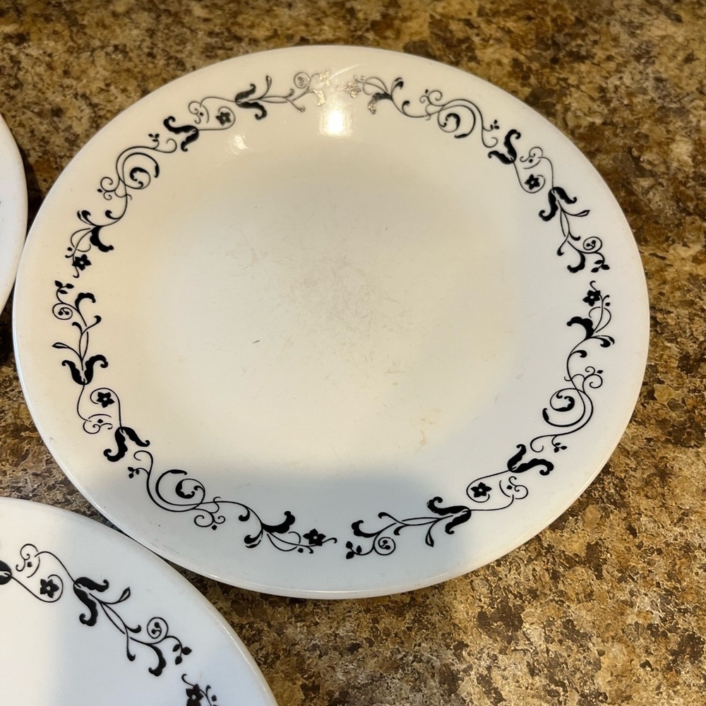 Vintage Corelle Vitrelle Elegant Garden Getaway White & Black Side Plates 6.75” - Picture 5 of 11